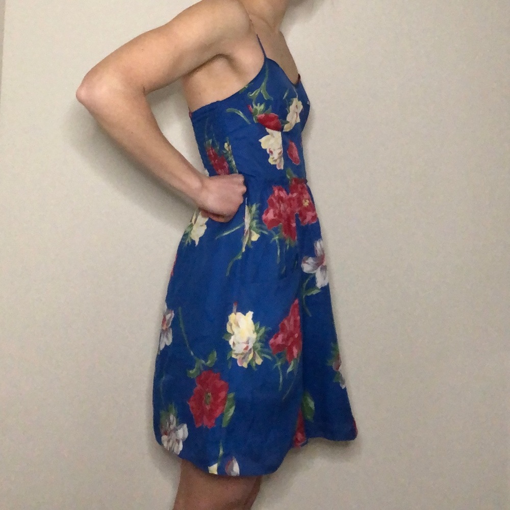 AE blue floral dress - Picture 8 of 9